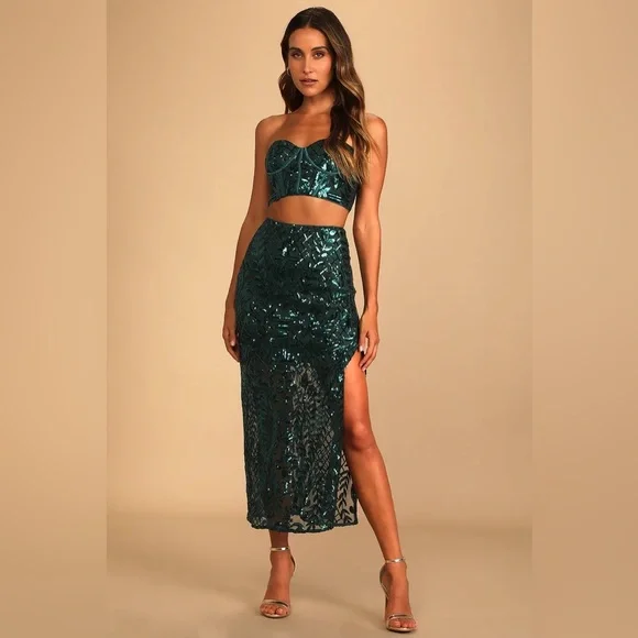 Lulus | Dresses | Lulus Emerald Green Sequin Two Piece Midi Dress | Poshmark
